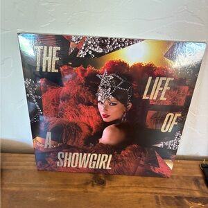 Taylor Swift- The Life of a Showgirl Vinyl
